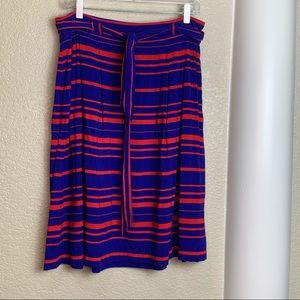 Gap midi skirt with pockets!striped w/ tie waist